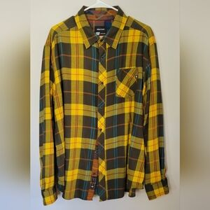 Marmot Yellow and Green Plaid Casual Button Down Shirt